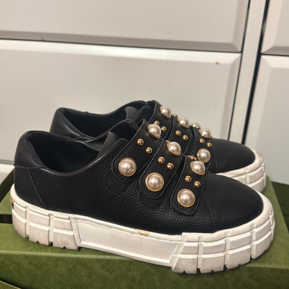 Karl Lagerfeld shoes